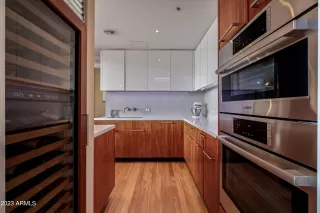 Photo #6: 6552788 Listing 