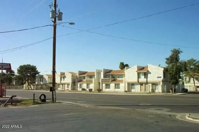MLS: 6552870 Condo For Sale
