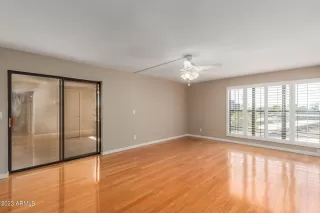 Photo #1: 6553036 Listing