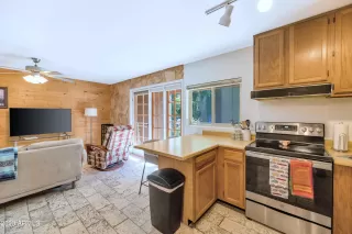 Photo #5: 6553042 Listing