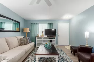 Photo #6: 6553124 Listing