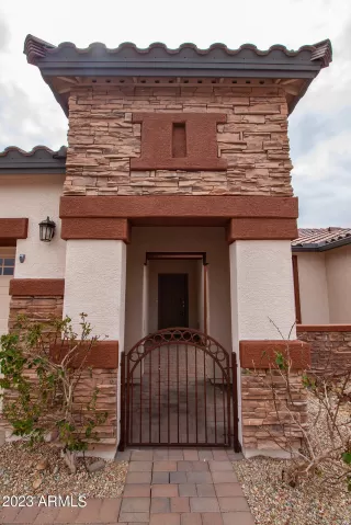 Photo #1: 6553158 Listing