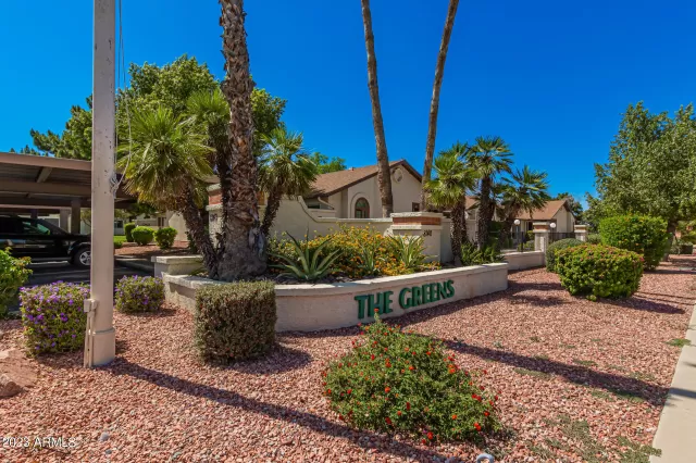 MLS: 6553187 Condo For Sale