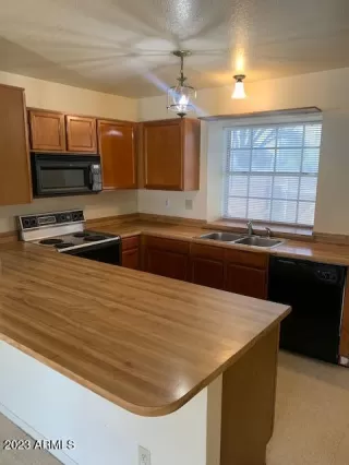 Photo #5: 6553211 Listing 