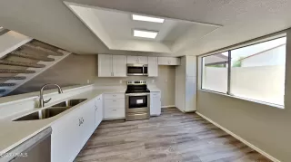 Photo #2: 6553396 Listing