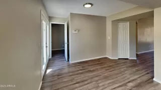 Photo #3: 6553396 Listing