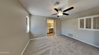 Photo #4: 6553396 Listing