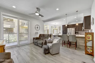 Photo #4: 6553445 Listing