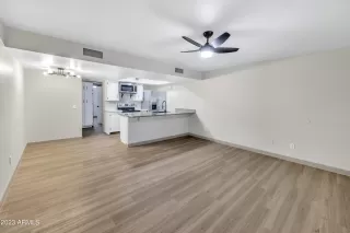 Photo #2: 6553553 Listing