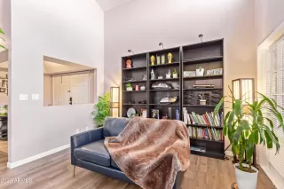 Photo #3: 6553958 Listing