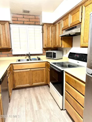 Photo #6: 6554207 Listing 