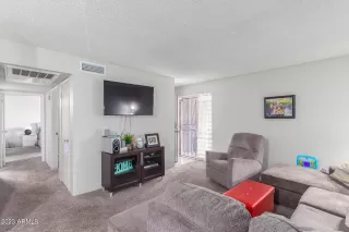 Photo #2: 6554342 Listing