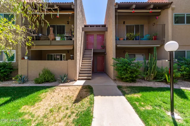 MLS: 6555056 Condo For Sale