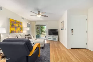 Photo #4: 6555056 Listing