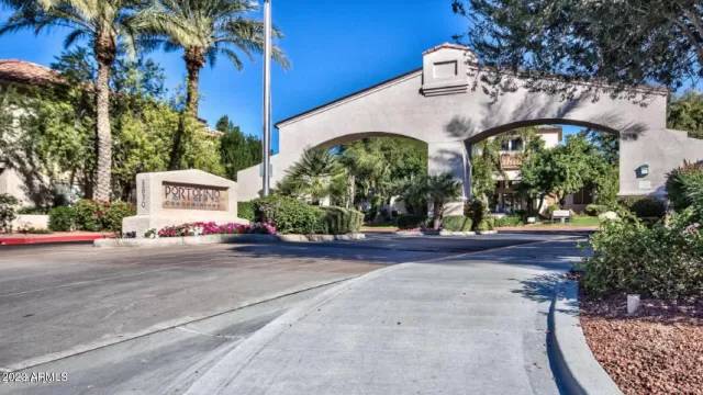 MLS: 6555278 Condo For Sale