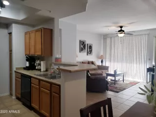 Photo #5: 6555278 Listing