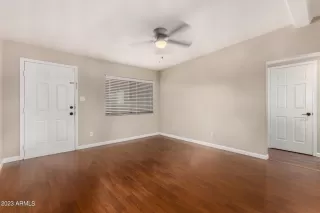 Photo #2: 6555367 Listing