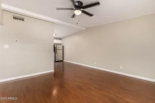 Photo #4: 6555367 Listing