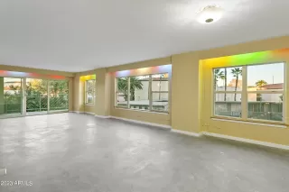 Photo #5: 6555401 Listing