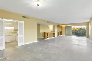 Photo #6: 6555401 Listing