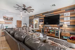 Photo #6: 6555485 Listing