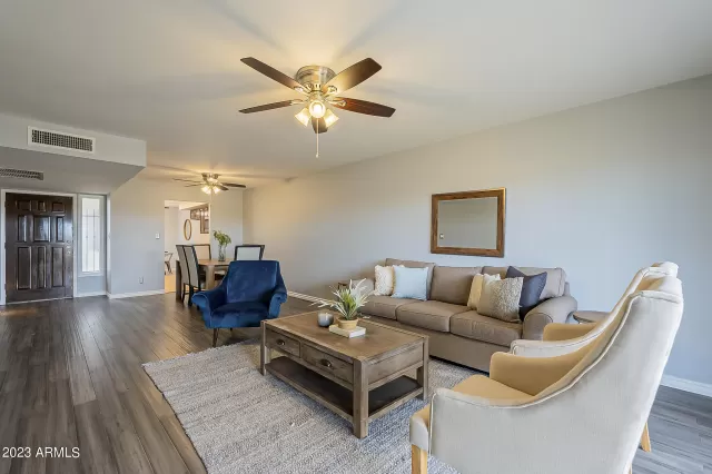MLS: 6555487 Condo For Sale