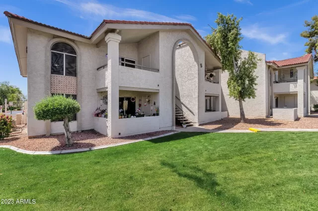 MLS: 6555488 Condo For Sale