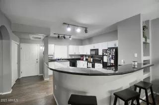 Photo #2: 6555503 Listing