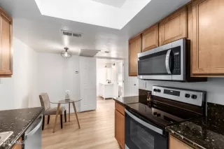 Photo #6: 6555706 Listing