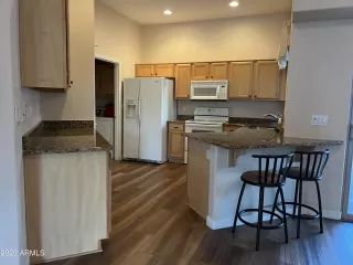 Photo #4: 6555775 Listing