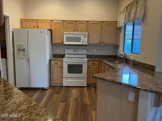 Photo #5: 6555775 Listing