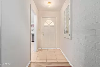 Photo #5: 6555889 Listing