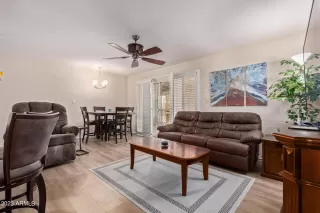 Photo #6: 6555889 Listing
