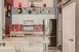 Photo #6: 6555944 Listing