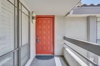 Photo #2: 6555968 Listing