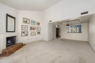 Photo #5: 6556074 Listing