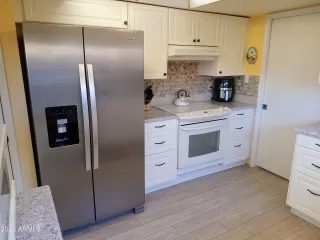 Photo #3: 6556173 Listing