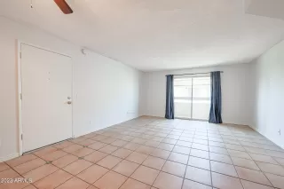 Photo #3: 6556332 Listing