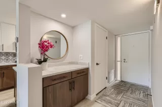 Photo #5: 6556377 Listing 