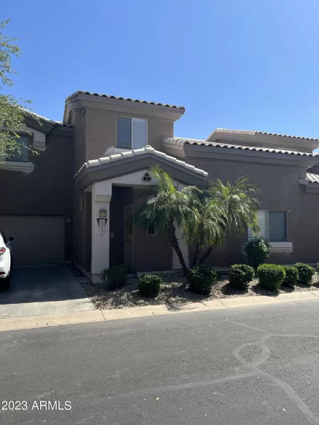 MLS: 6556397 Condo For Sale