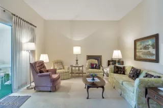 Photo #4: 6556529 Listing