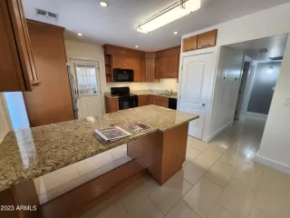 Photo #4: 6556660 Listing 