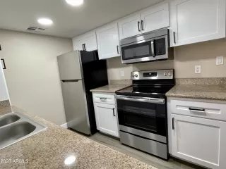 Photo #2: 6556694 Listing