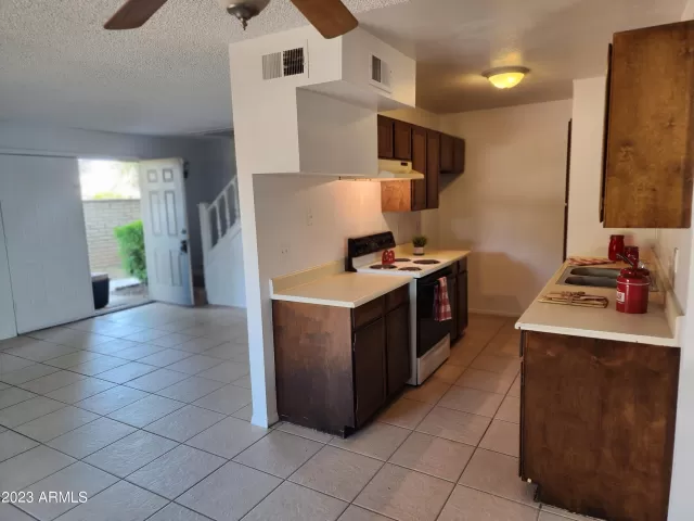 MLS: 6556773 Condo For Sale