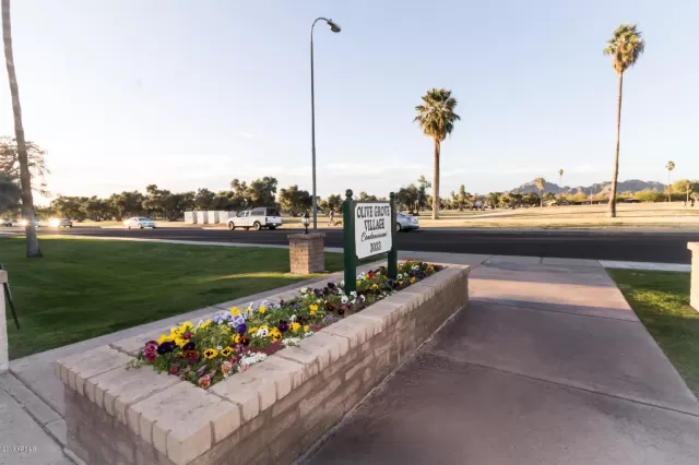 MLS: 6556885 Condo For Sale