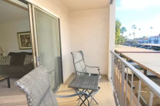 Photo #5: 6556885 Listing