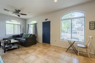 Photo #4: 6556929 Listing