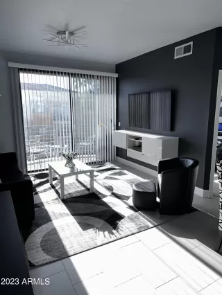 Photo #5: 6556956 Listing 