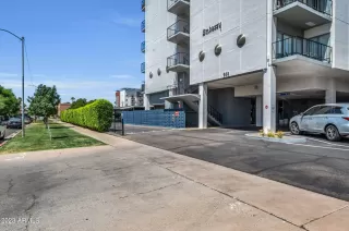 Photo #2: 6556971 Listing