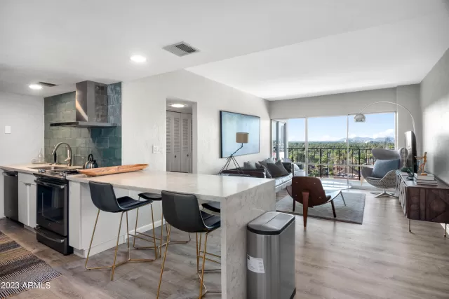 MLS: 6557027 Condo For Sale